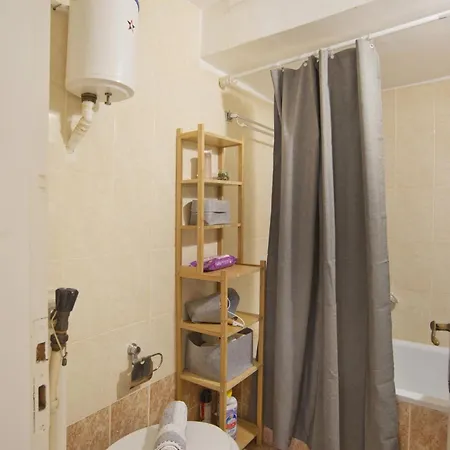 Homely Apartment Athens
